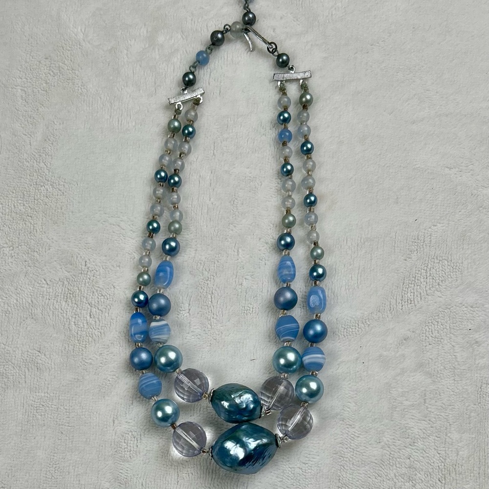 Mid Century Modern Necklace Double Strand Japan Blue Pearls - Picture 4 of 11
